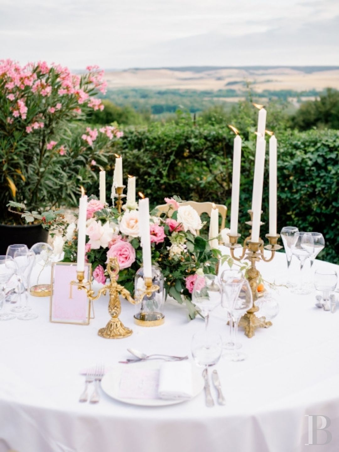 A 17th century chateau open to all arts and cultures in Yonne, Burgundy - photo  n°16