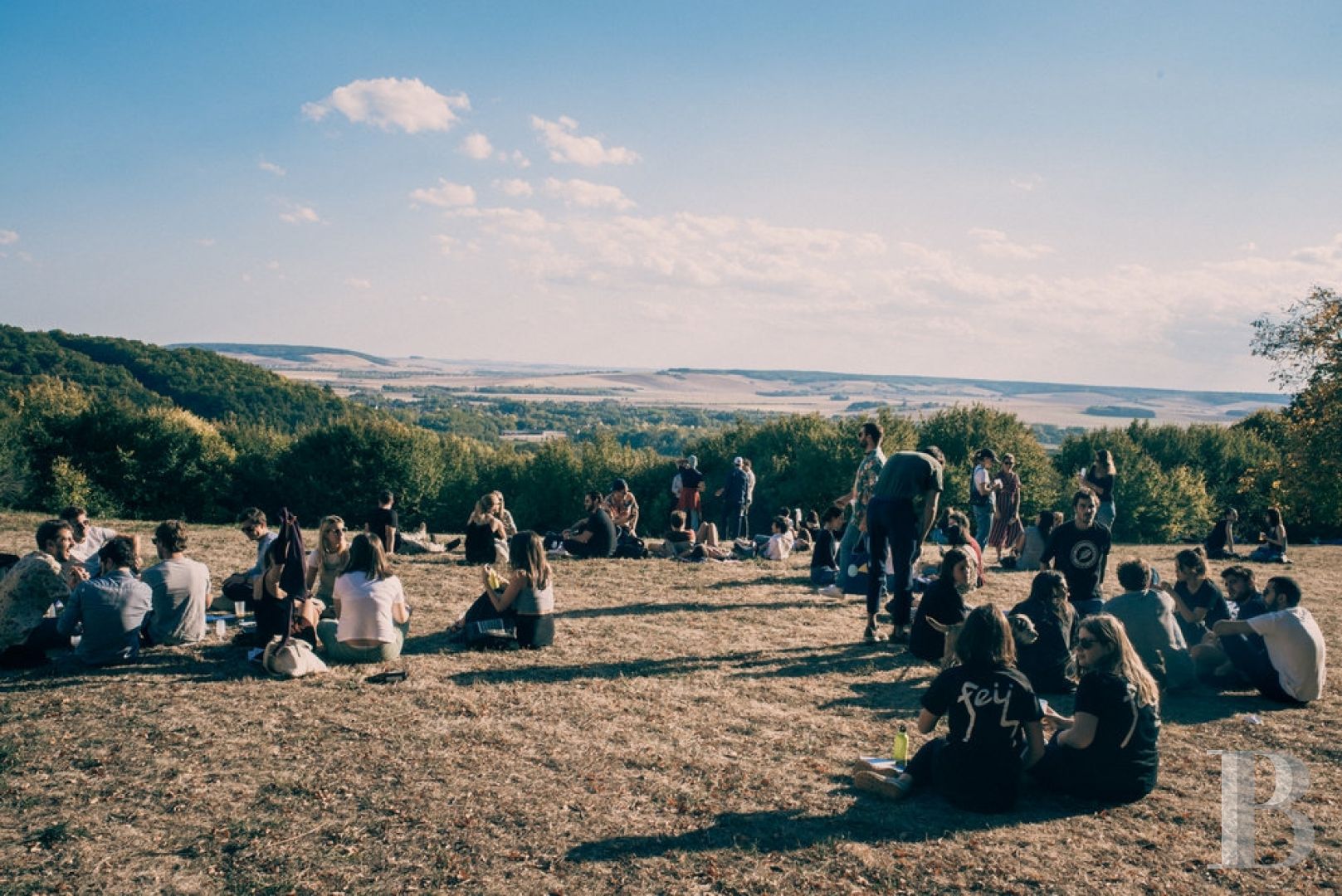 A 17th century chateau open to all arts and cultures in Yonne, Burgundy - photo  n°4