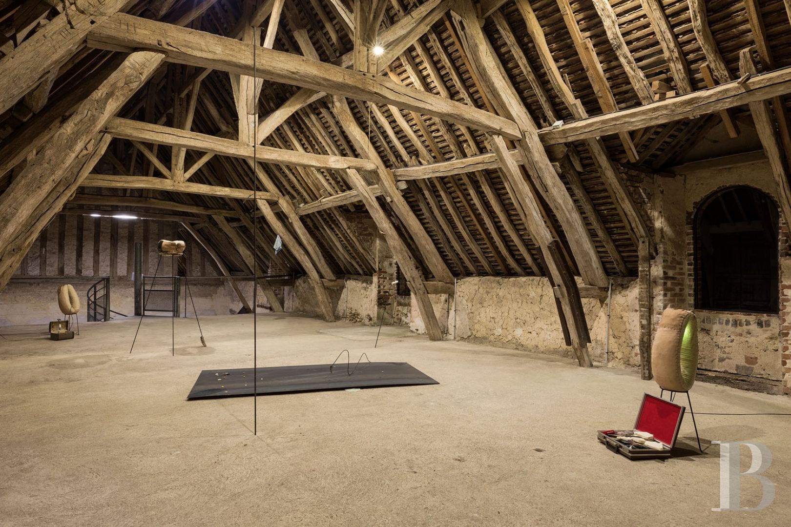 A 17th century chateau open to all arts and cultures in Yonne, Burgundy - photo  n°16