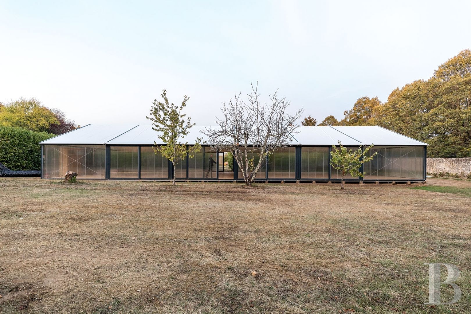 A 17th century chateau open to all arts and cultures in Yonne, Burgundy - photo  n°9