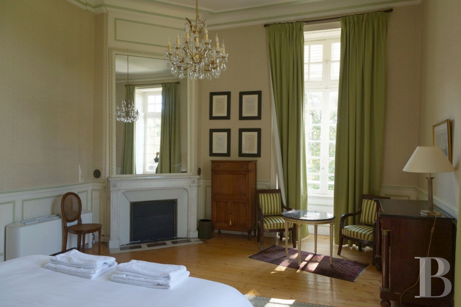 A 17th century chateau open to all arts and cultures in Yonne, Burgundy - photo  n°18