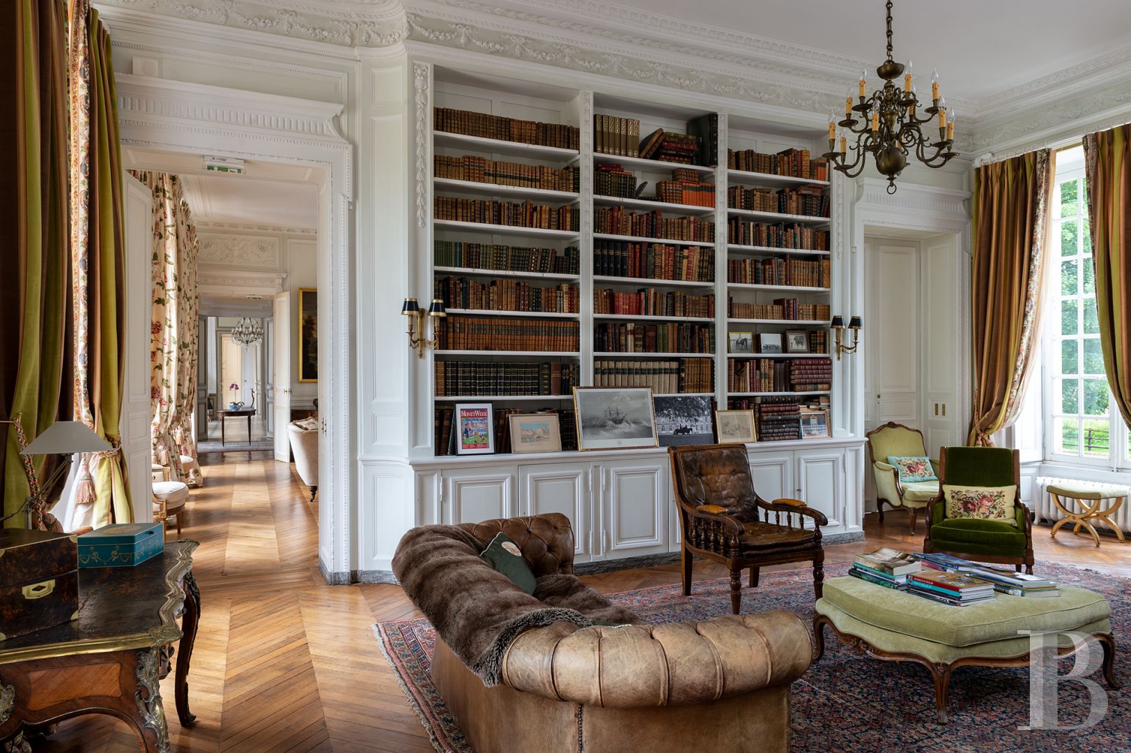 A majestic and classical 18th century chateau and its former grower manager surrounded by its grounds  in the Orne - photo  n°11