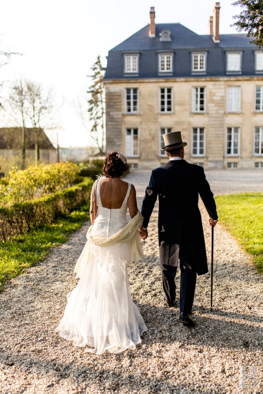 A majestic and classical 18th century chateau and its former grower manager surrounded by its grounds  in the Orne - photo  n°5