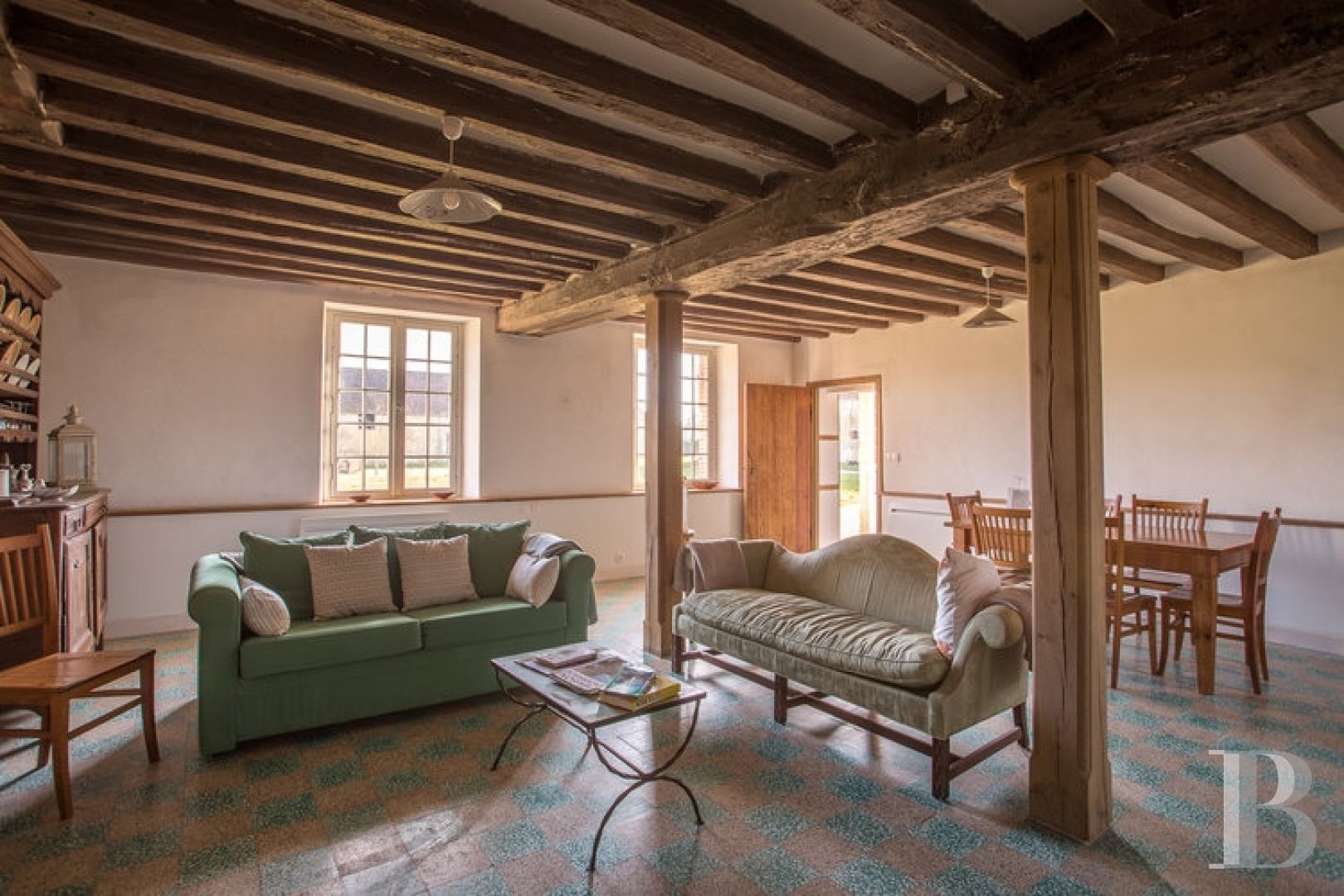 A majestic and classical 18th century chateau and its former grower manager surrounded by its grounds  in the Orne - photo  n°35