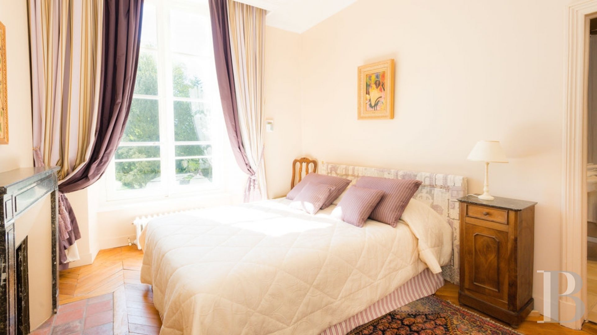 A majestic and classical 18th century chateau and its former grower manager surrounded by its grounds  in the Orne - photo  n°24