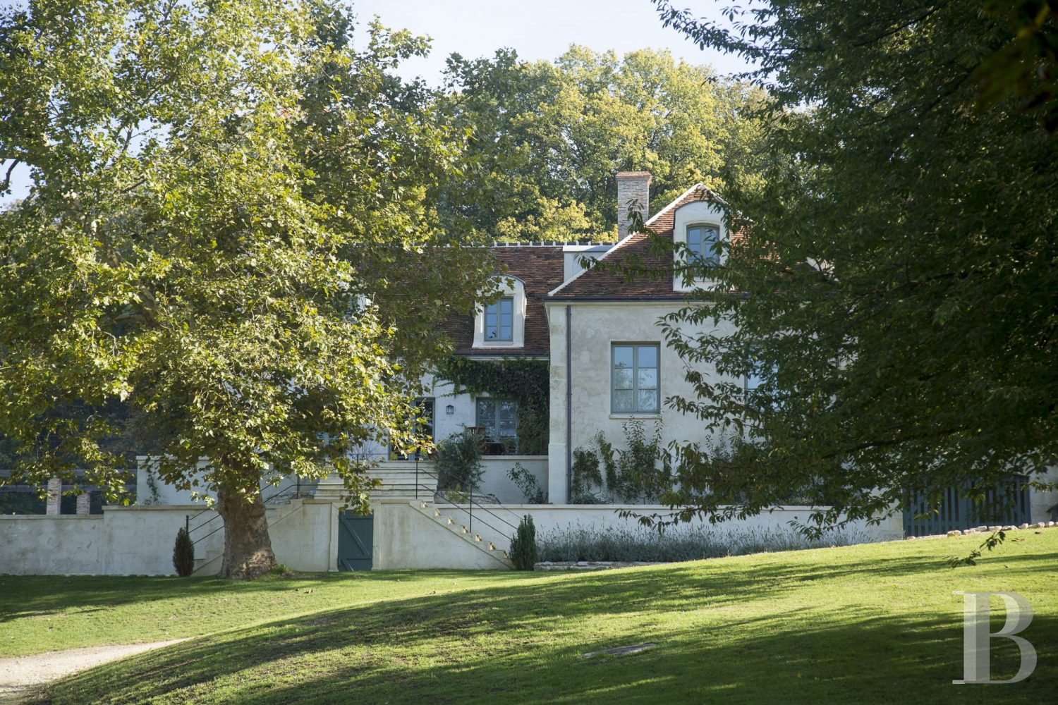 Dans le Val d’Oise, en lisière de la forêt de Montmorency,  une maison familiale en pleine nature - photo  n°3