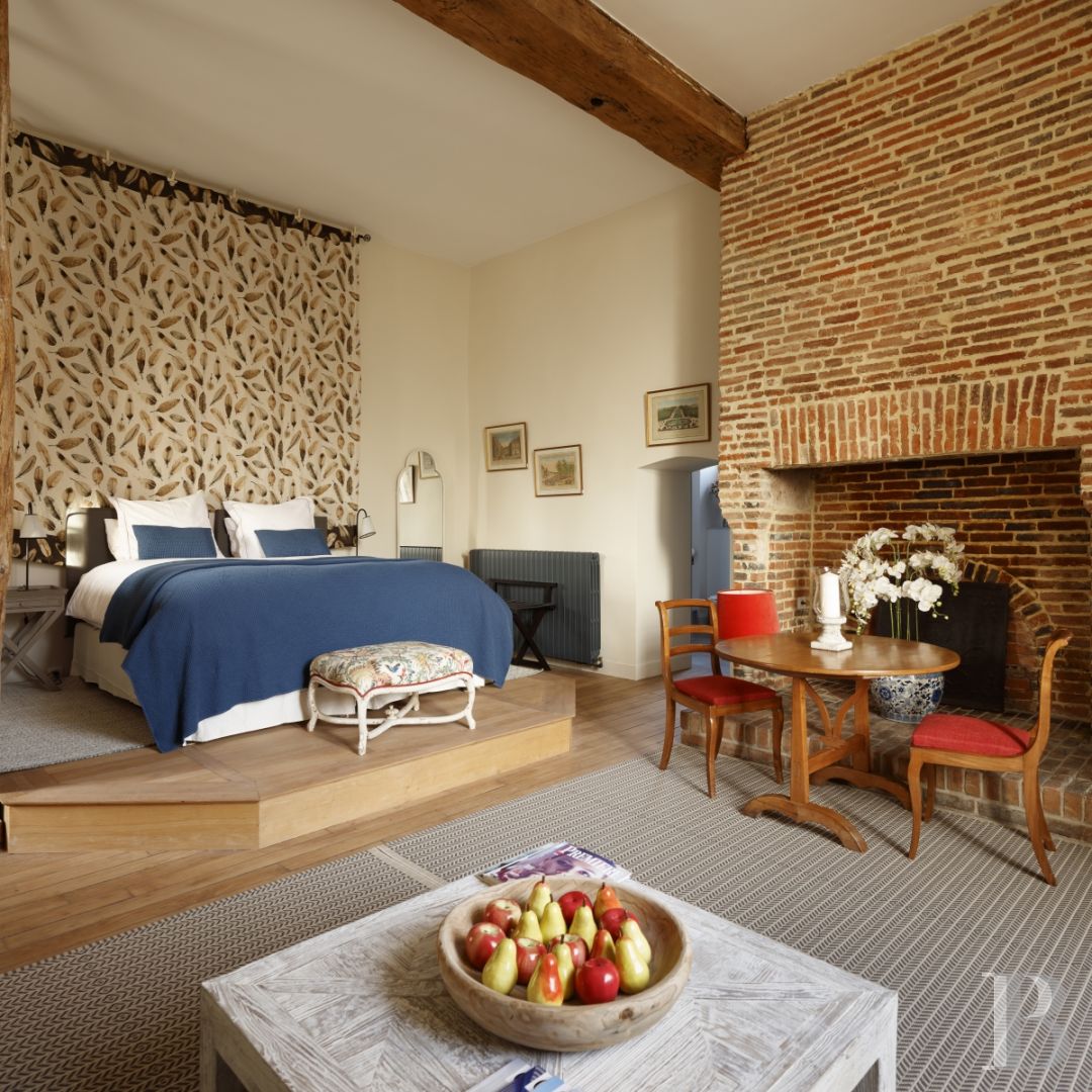 A 17th century chateau's outbuildings transformed into guest suites near to Fontainebleau - photo  n°10