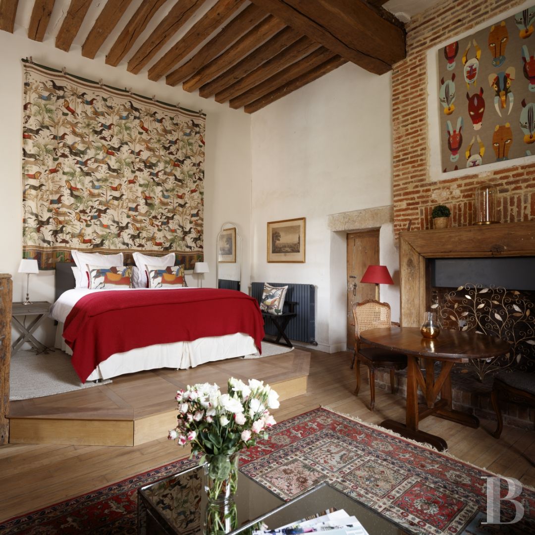 A 17th century chateau's outbuildings transformed into guest suites near to Fontainebleau - photo  n°15