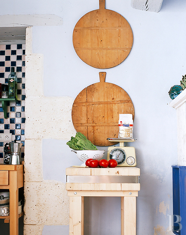 En Dordogne, à l’ouest de Périgueux et en limite de la Charente, une ancienne maison de régisseur du 18e siècle entourée d’un vaste jardin - photo  n°7