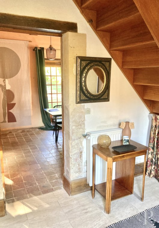 Dans le Calvados, au sud-est de Caen,  un château classique du 18e siècle tout en couleurs - photo  n°31