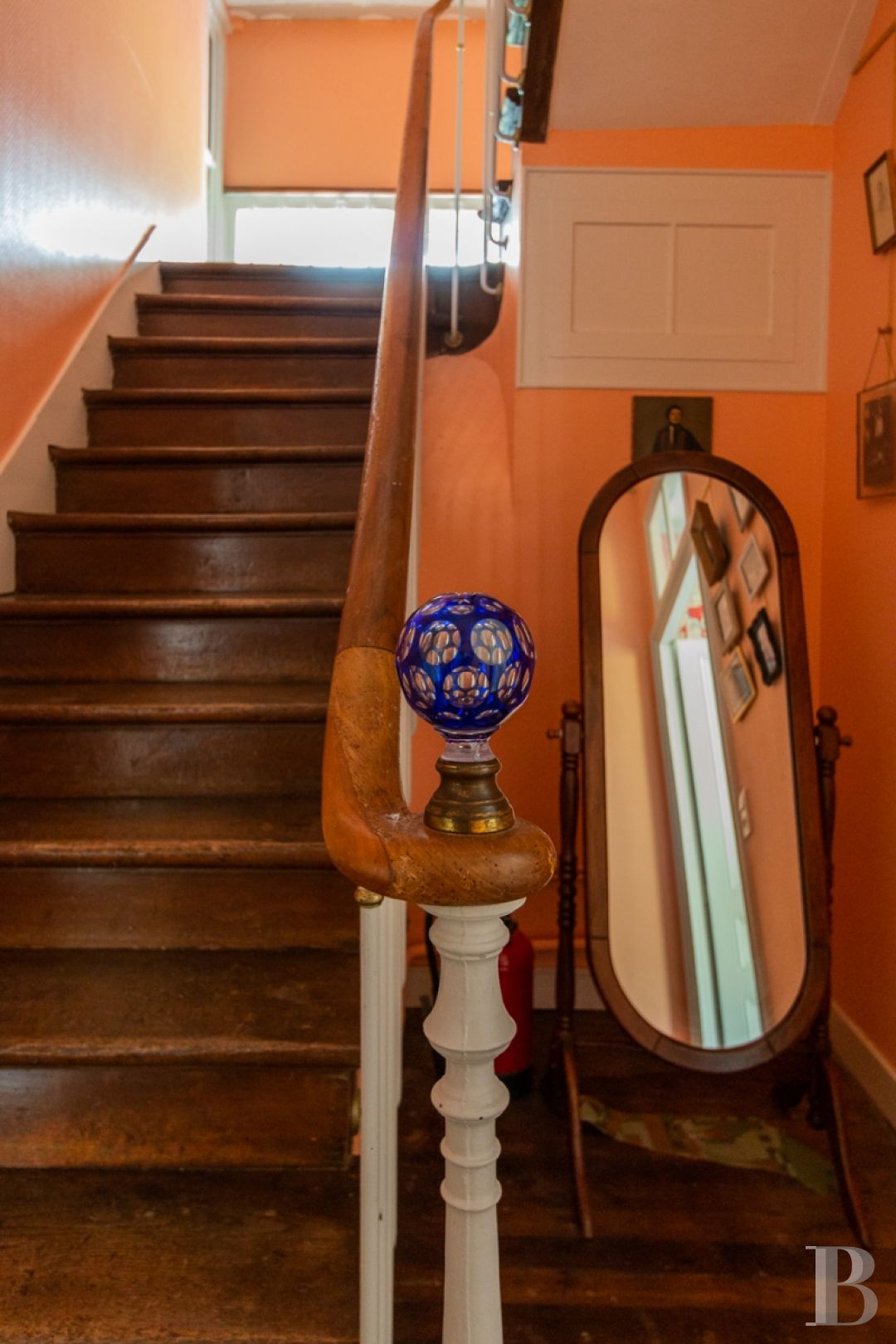 Dans le Calvados, au sud-est de Caen,  un château classique du 18e siècle tout en couleurs - photo  n°27