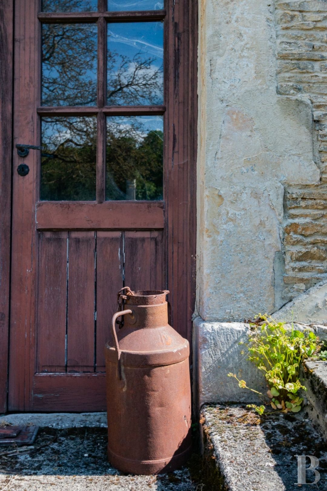 Dans le Calvados, au sud-est de Caen,  un château classique du 18e siècle tout en couleurs - photo  n°31