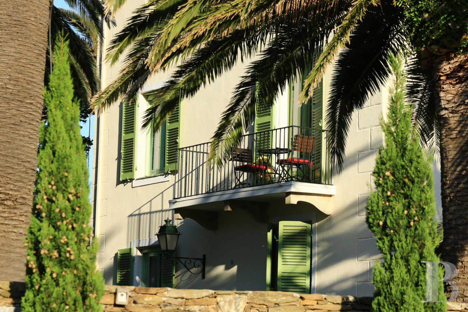 A former 'American House' transformed into a small hotel  in Erbalunga, to the north of Bastia - photo  n°1