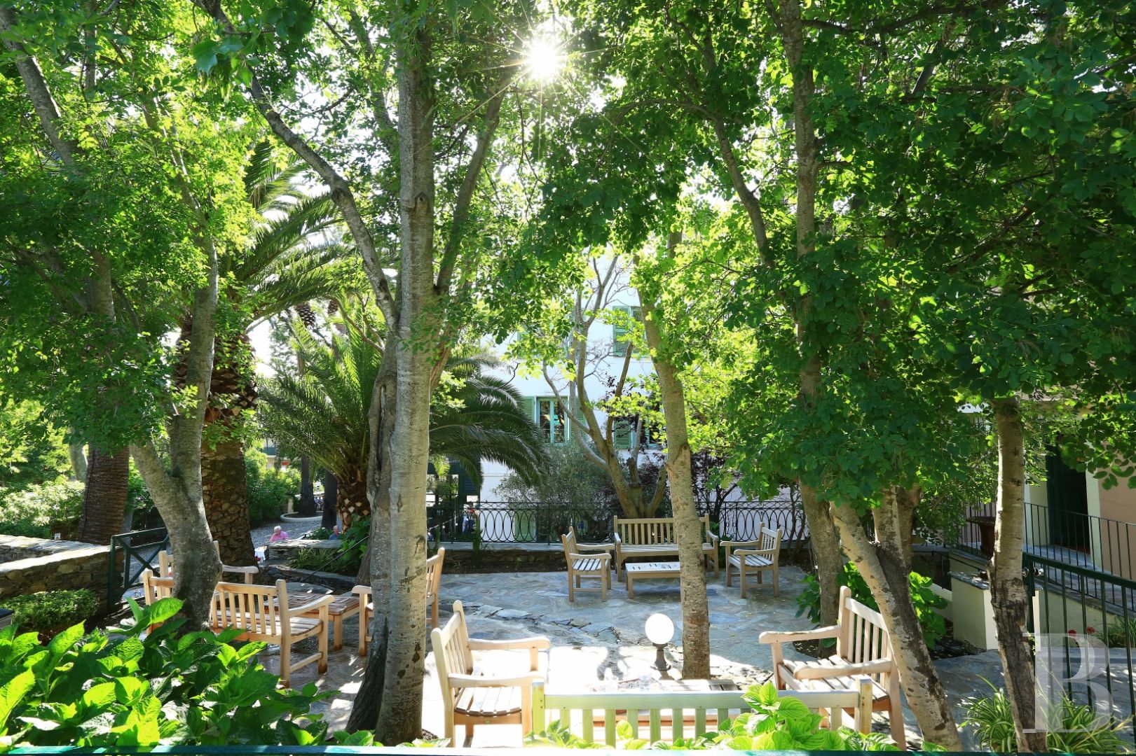 A former 'American House' transformed into a small hotel  in Erbalunga, to the north of Bastia - photo  n°9