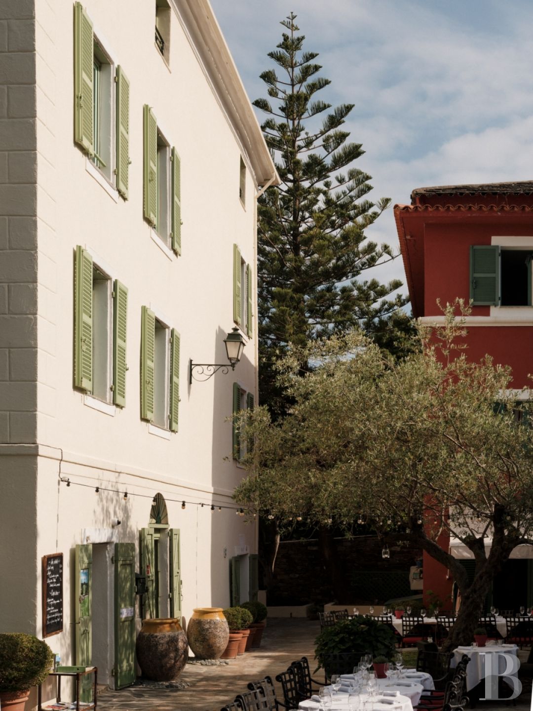A former 'American House' transformed into a small hotel  in Erbalunga, to the north of Bastia - photo  n°6