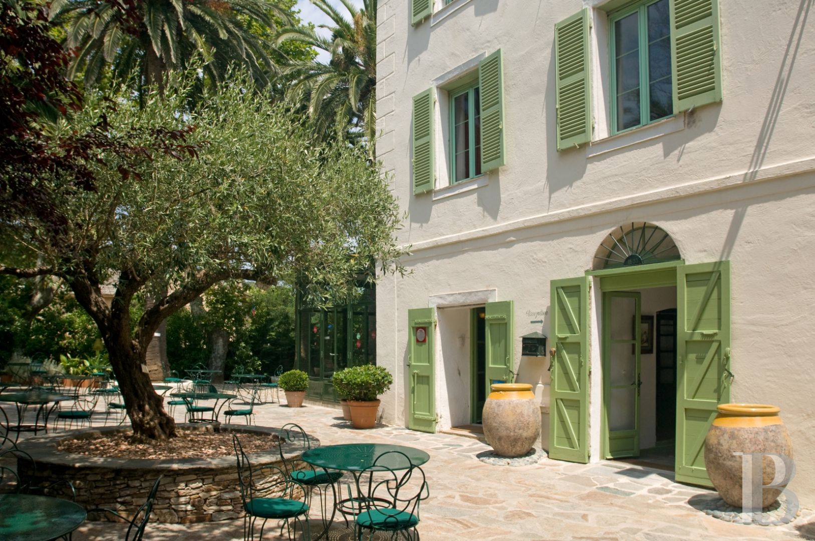 A former 'American House' transformed into a small hotel  in Erbalunga, to the north of Bastia - photo  n°13