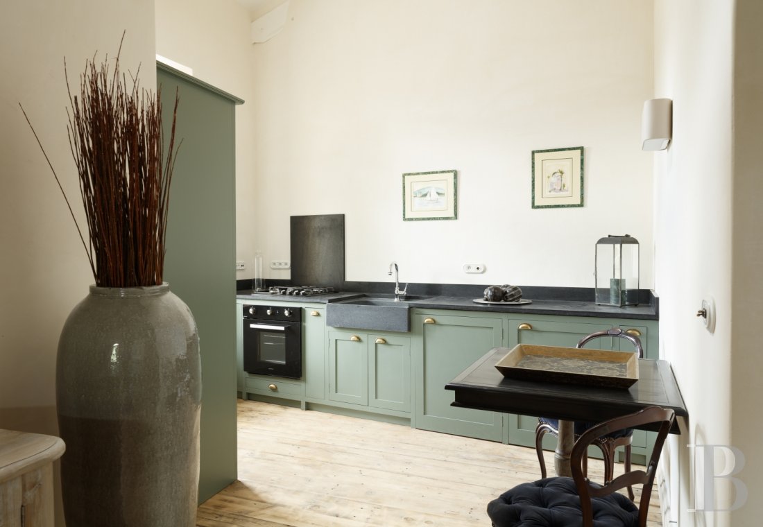 A former fortified mill transformed into a family home  on the banks of the Hérault, between Montpellier and Béziers - photo  n°13