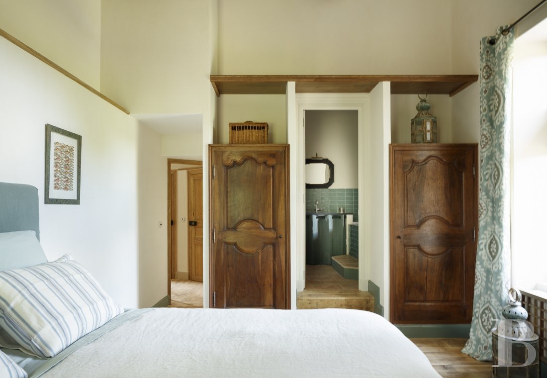A former fortified mill transformed into a family home  on the banks of the Hérault, between Montpellier and Béziers - photo  n°21