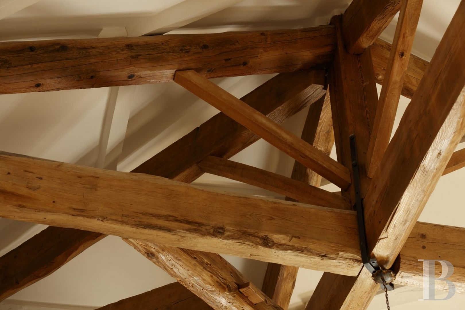 A former fortified mill transformed into a family home  on the banks of the Hérault, between Montpellier and Béziers - photo  n°8