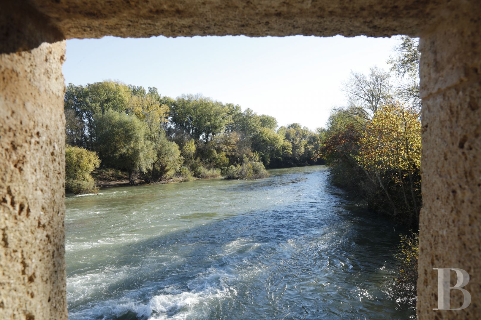 A former fortified mill transformed into a family home  on the banks of the Hérault, between Montpellier and Béziers - photo  n°25
