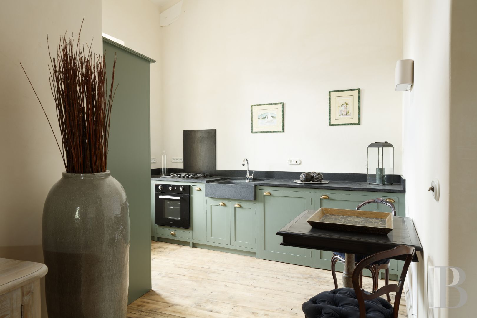 A former fortified mill transformed into a family home  on the banks of the Hérault, between Montpellier and Béziers - photo  n°13