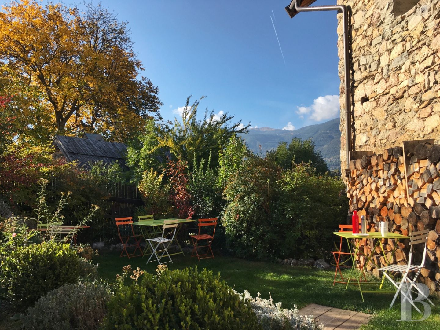 A former priory bathed in sunlight and surrounded by snowy mountain tops,  to the south of Briançon in the Hautes-Alpes - photo  n°11