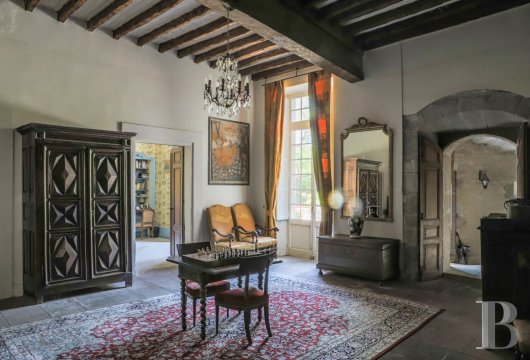 In Minervois, a former 12th century fortress transformed into a comfortable home - photo  n°25