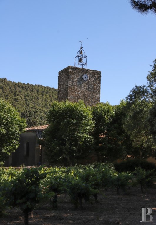 In Minervois, a former 12th century fortress transformed into a comfortable home - photo  n°13