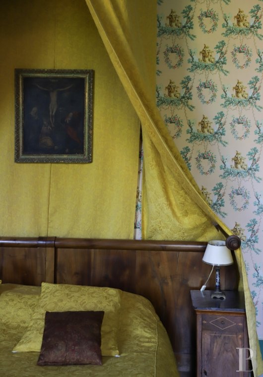 In Minervois, a former 12th century fortress transformed into a comfortable home - photo  n°37