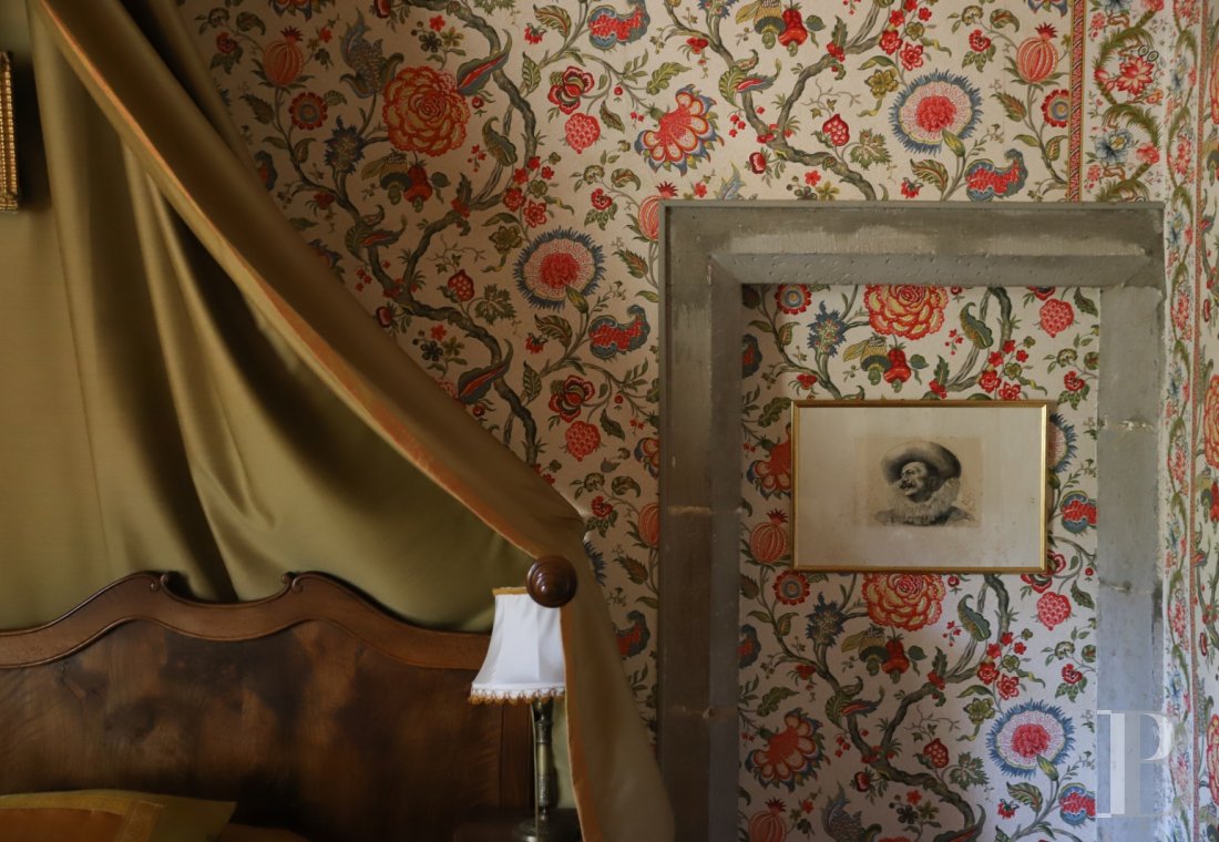 In Minervois, a former 12th century fortress transformed into a comfortable home - photo  n°31