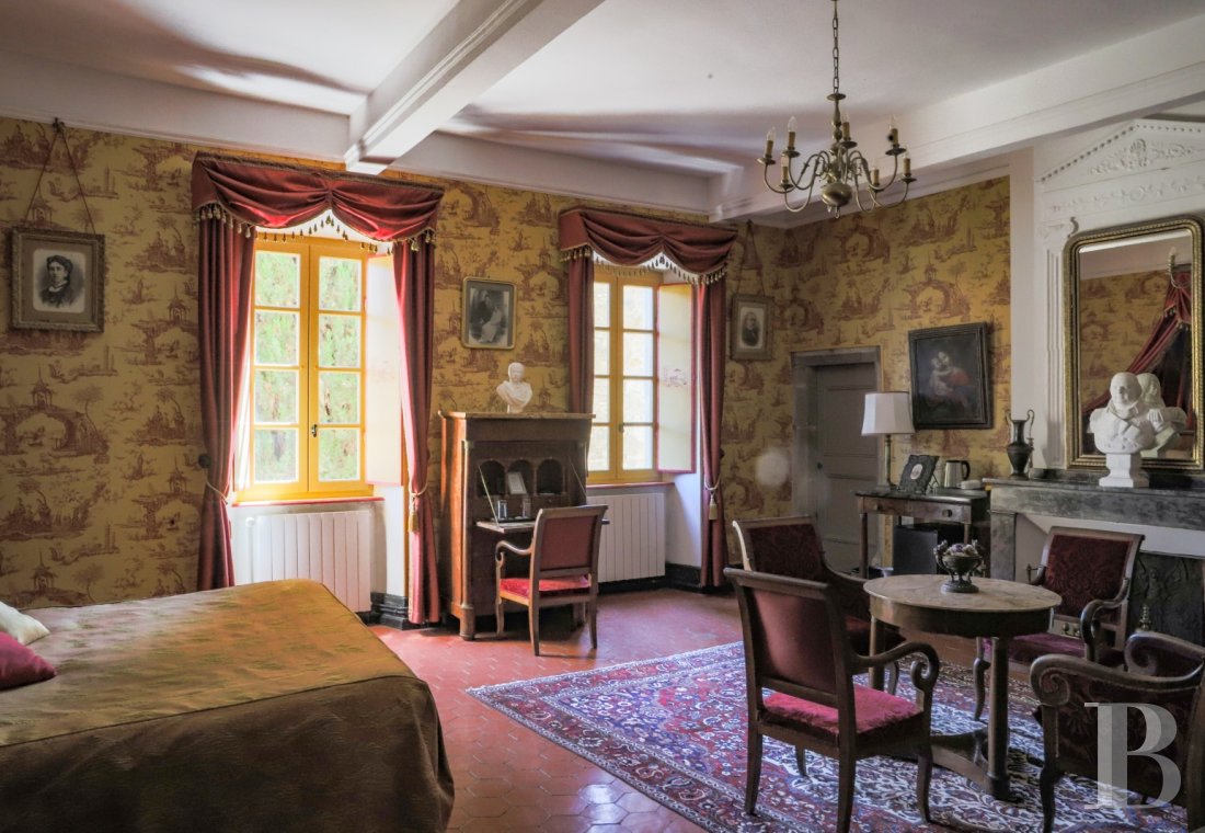 In Minervois, a former 12th century fortress transformed into a comfortable home - photo  n°33
