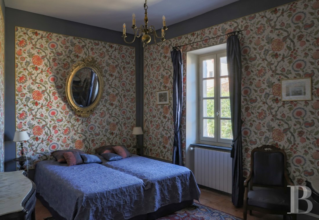 In Minervois, a former 12th century fortress transformed into a comfortable home - photo  n°44