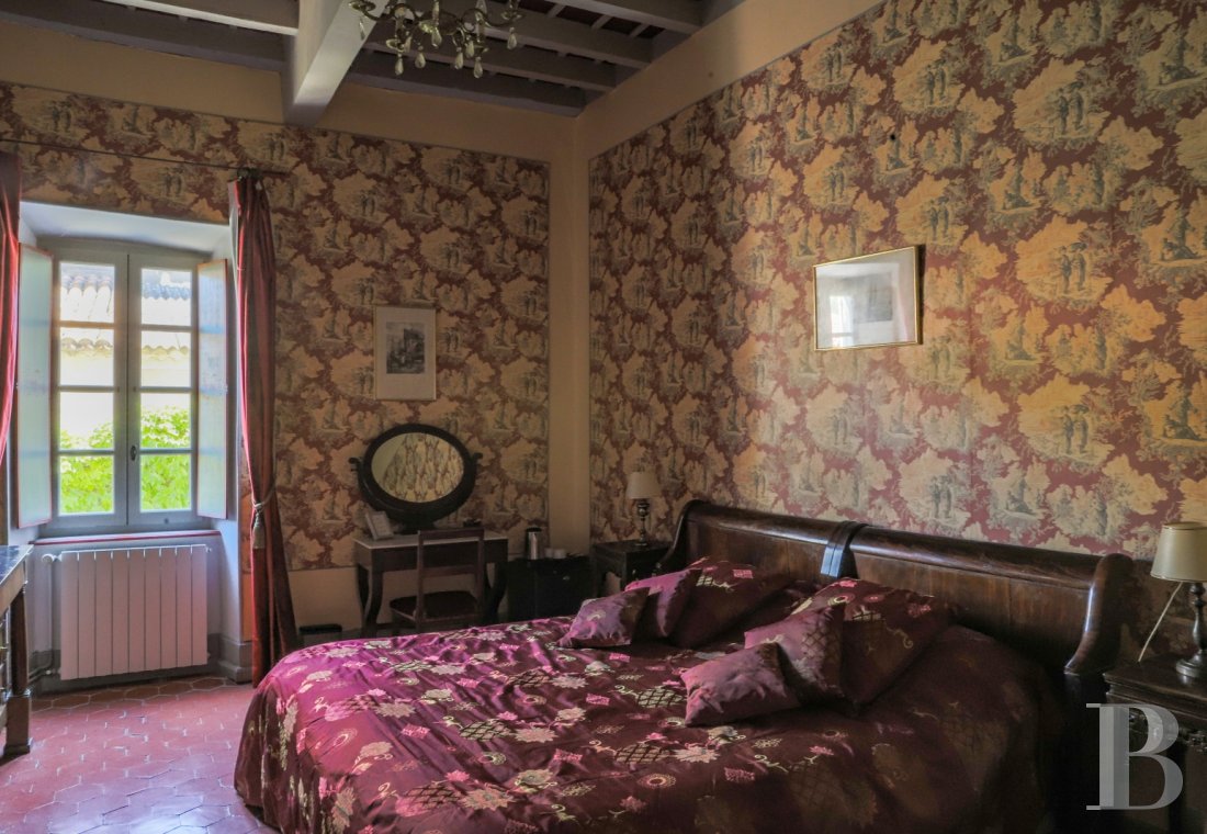 In Minervois, a former 12th century fortress transformed into a comfortable home - photo  n°48