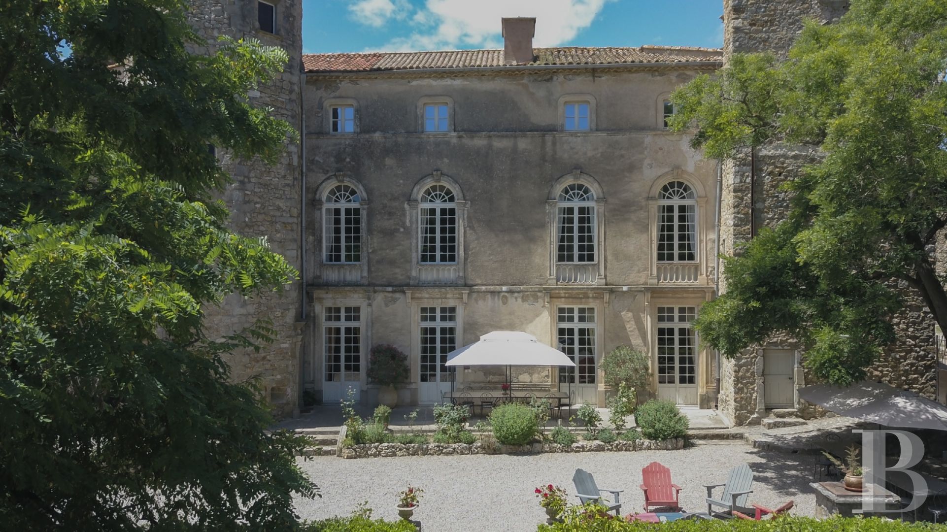 In Minervois, a former 12th century fortress transformed into a comfortable home - photo  n°7