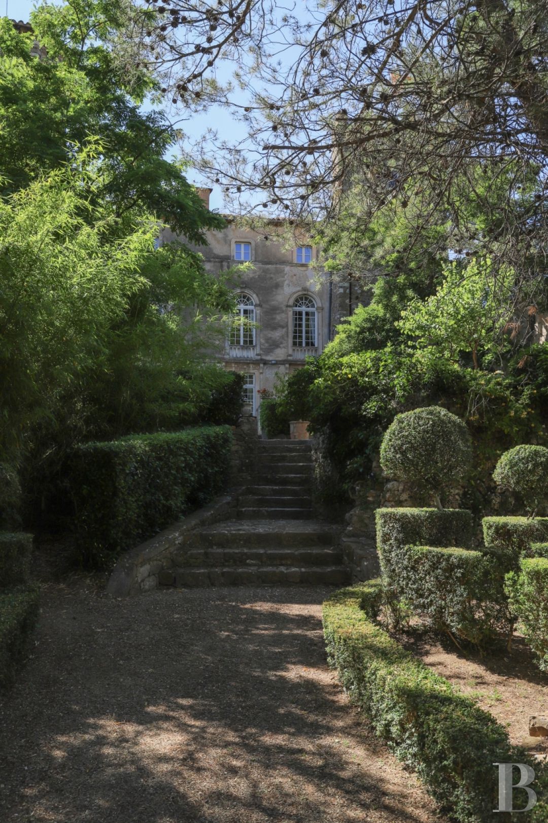 In Minervois, a former 12th century fortress transformed into a comfortable home - photo  n°6