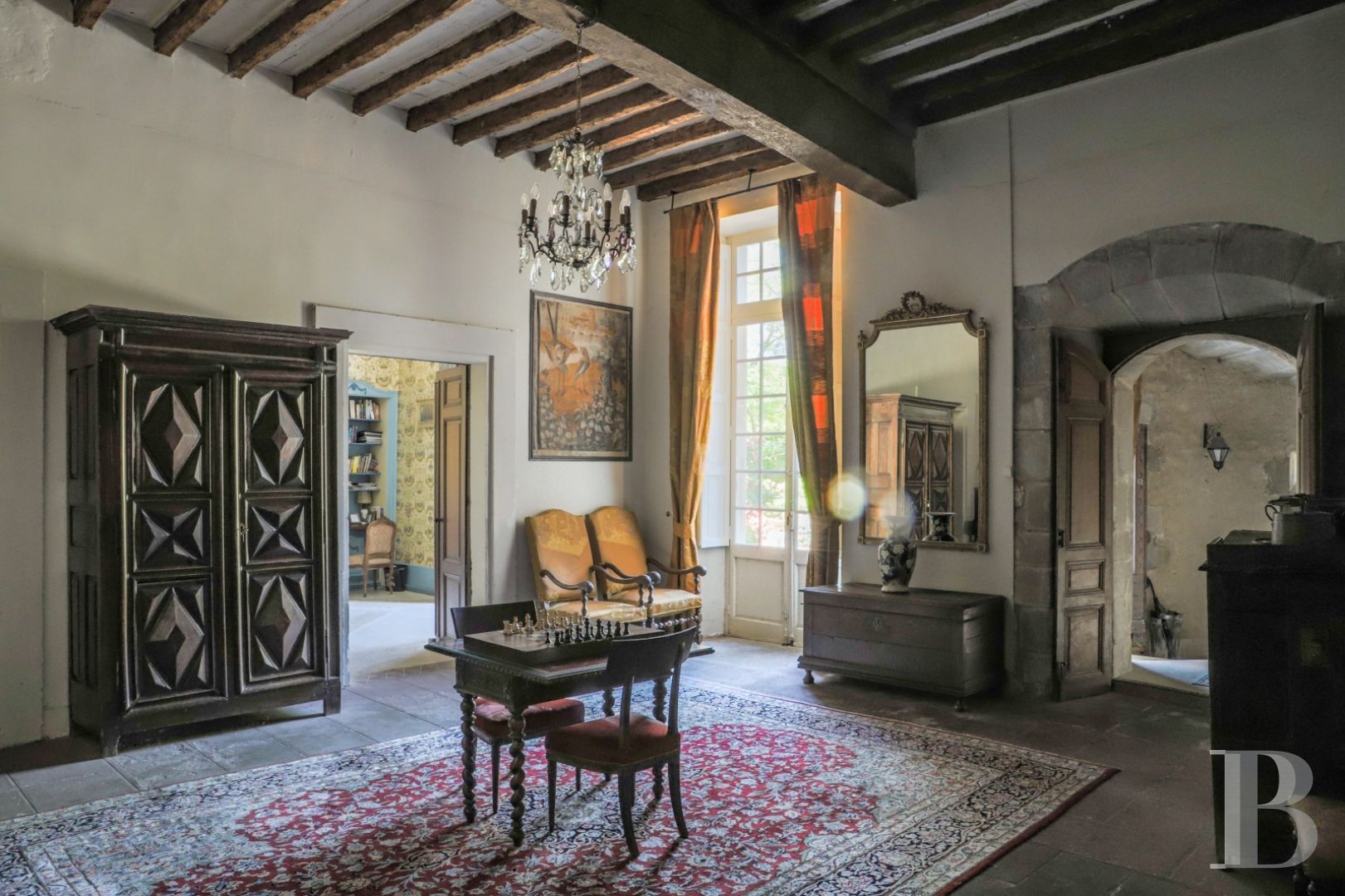 In Minervois, a former 12th century fortress transformed into a comfortable home - photo  n°25