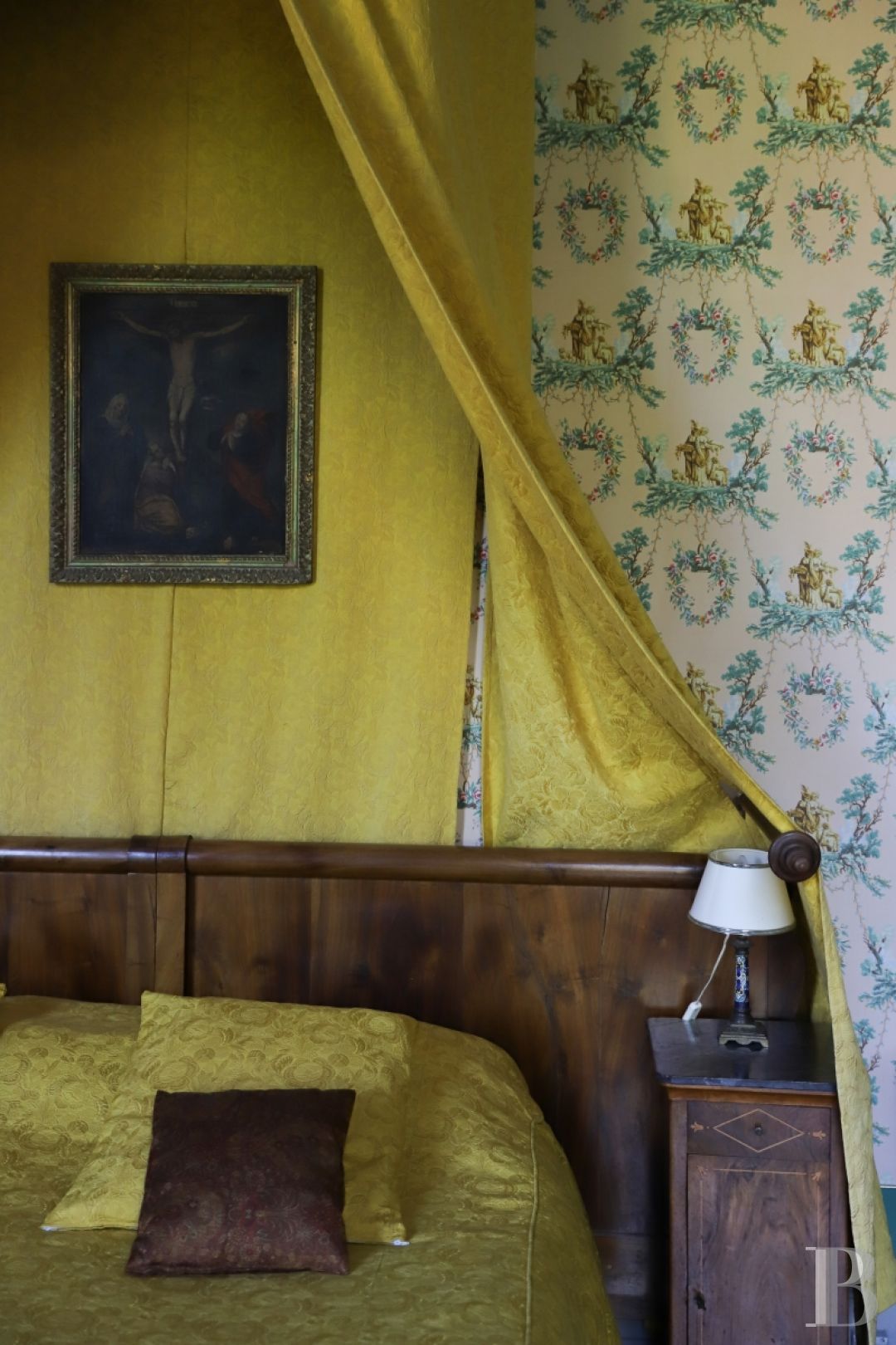 In Minervois, a former 12th century fortress transformed into a comfortable home - photo  n°37