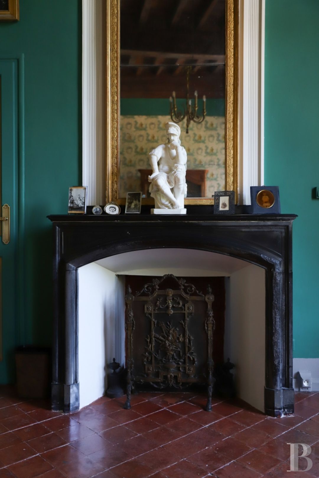 In Minervois, a former 12th century fortress transformed into a comfortable home - photo  n°36