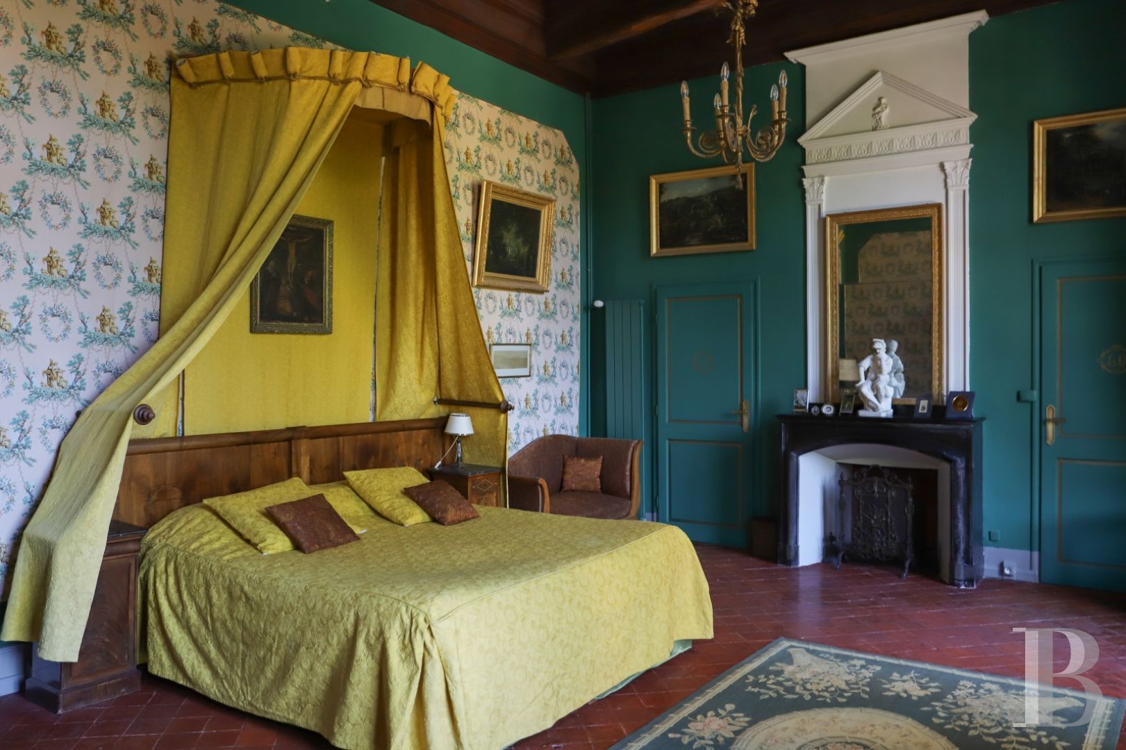 In Minervois, a former 12th century fortress transformed into a comfortable home - photo  n°34