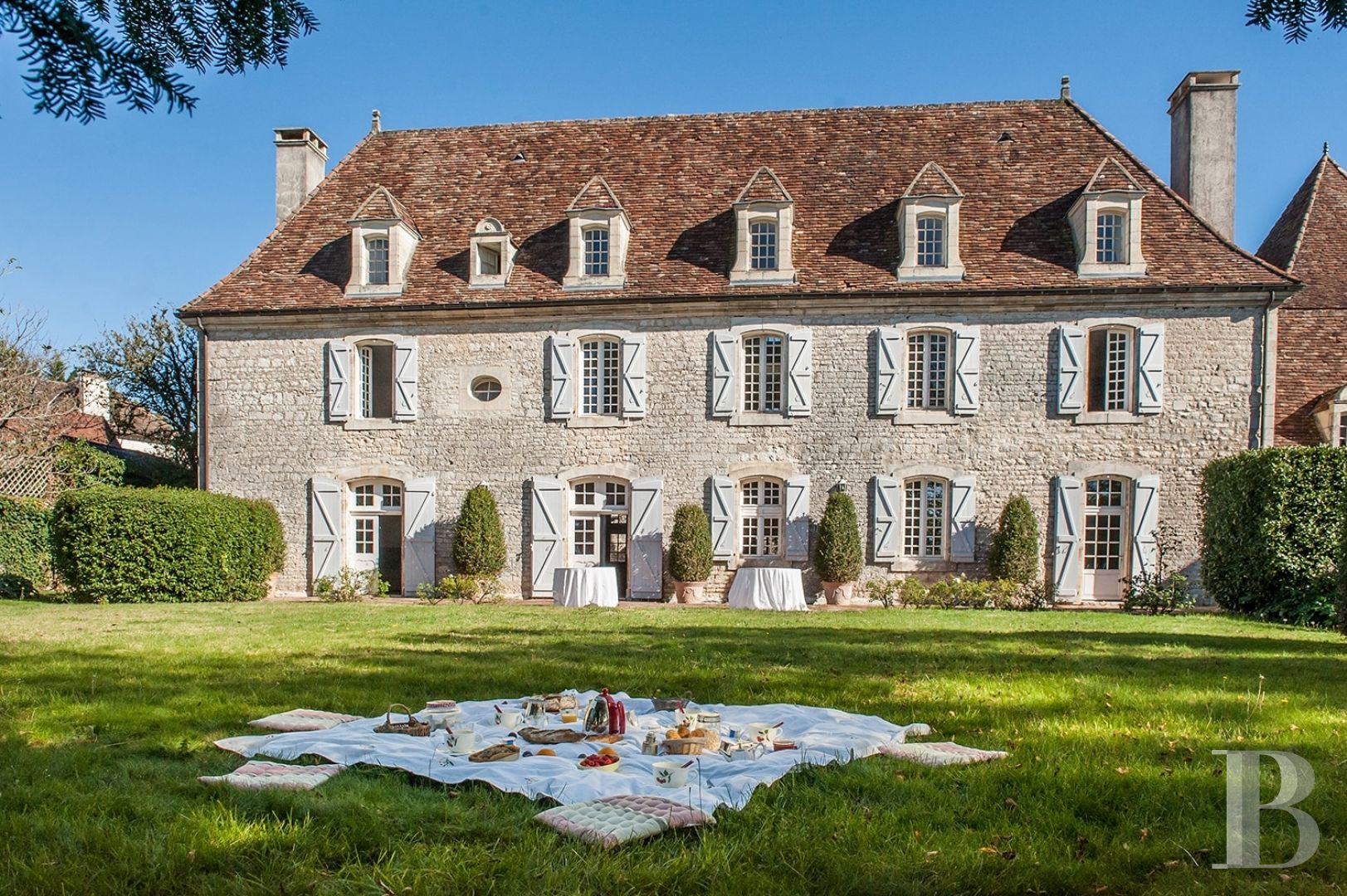 A 17th century charterhouse converted into a guest house in the Lot, not far from Rocamadour - photo  n°1