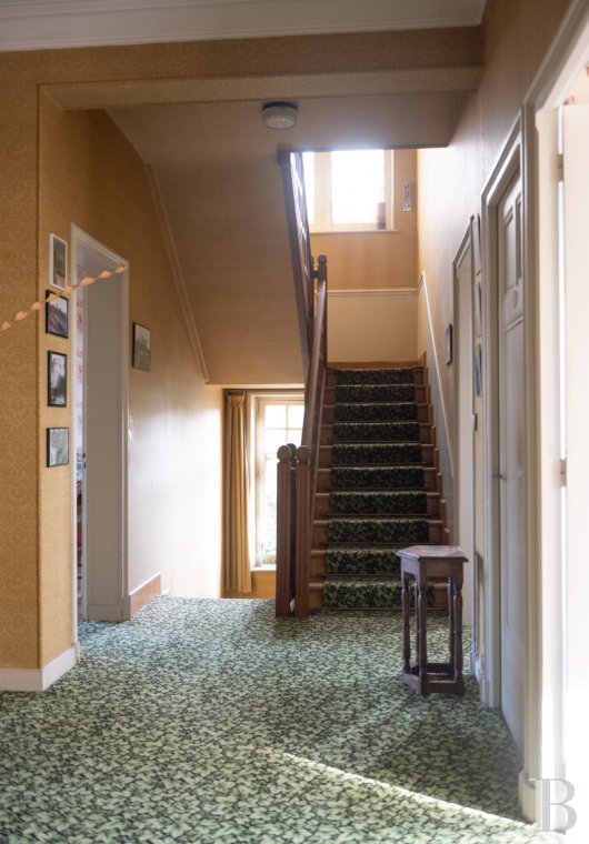 character properties France picardy   - 12