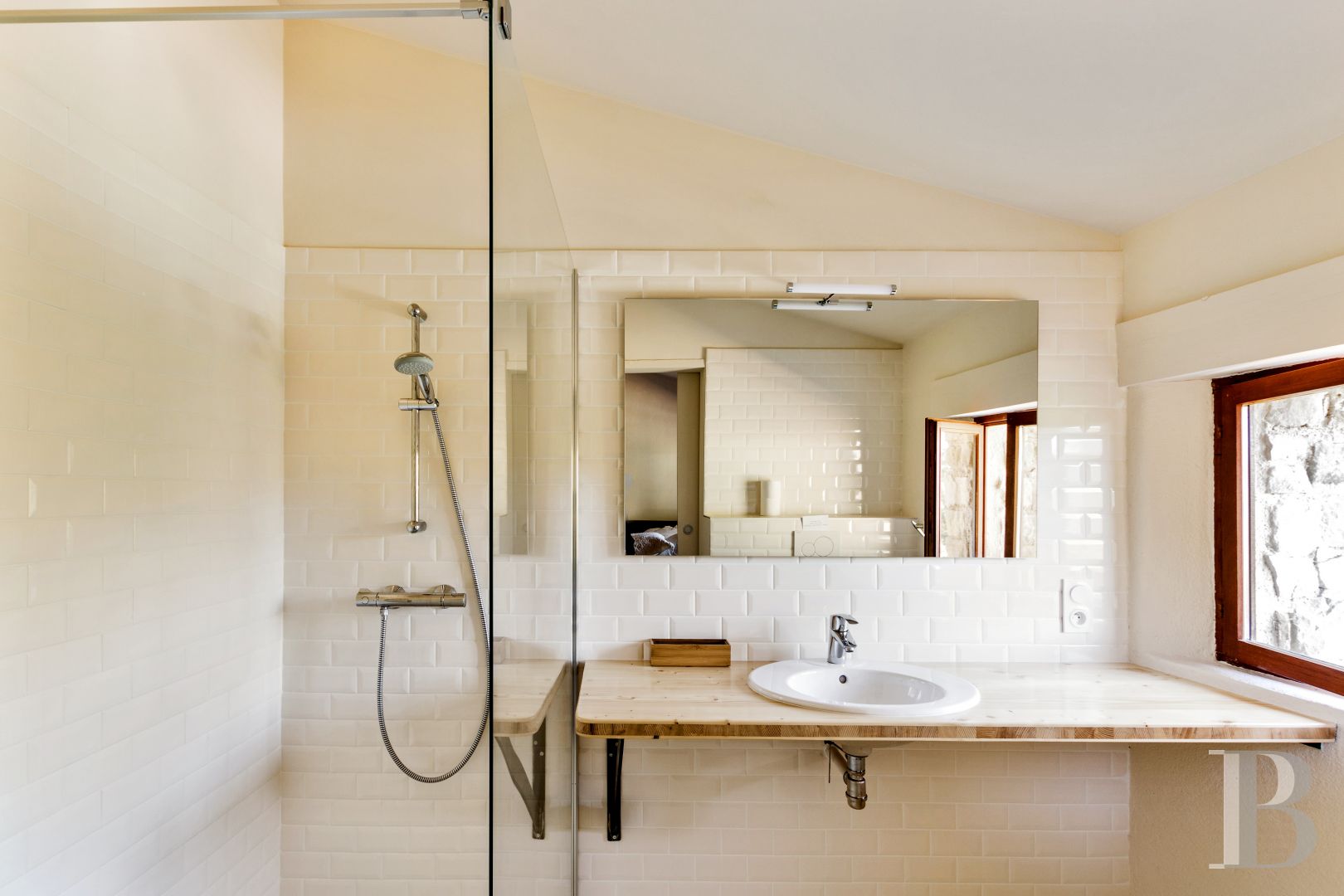 An 18th century hamlet with a contemporary spirit, surrounded by mountains in Drôme Provençale - photo  n°17