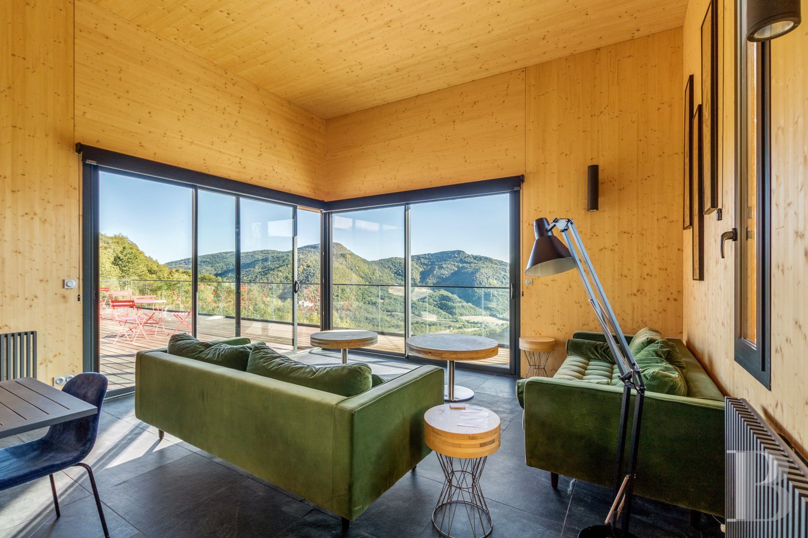 An 18th century hamlet with a contemporary spirit, surrounded by mountains in Drôme Provençale - photo  n°14