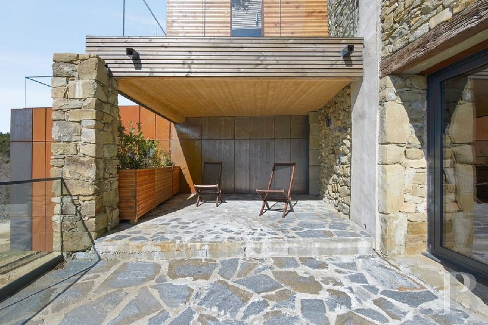 An 18th century hamlet with a contemporary spirit, surrounded by mountains in Drôme Provençale - photo  n°6