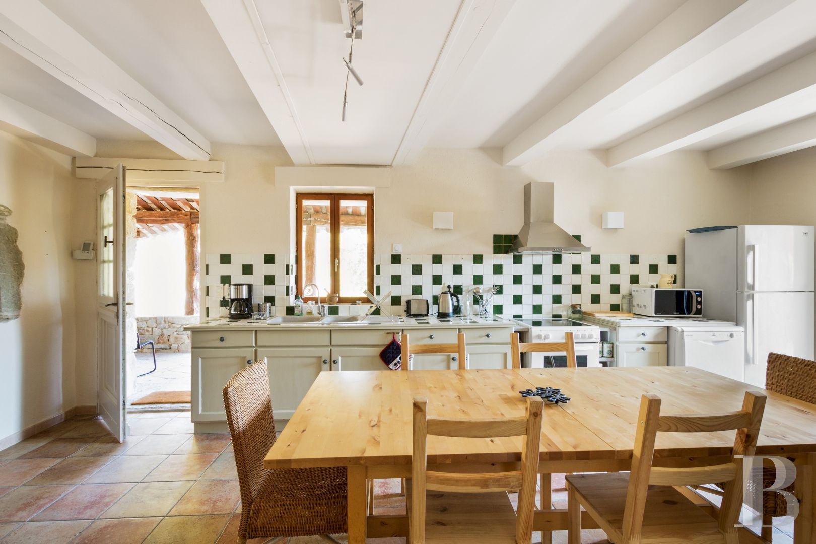 An 18th century hamlet with a contemporary spirit, surrounded by mountains in Drôme Provençale - photo  n°15