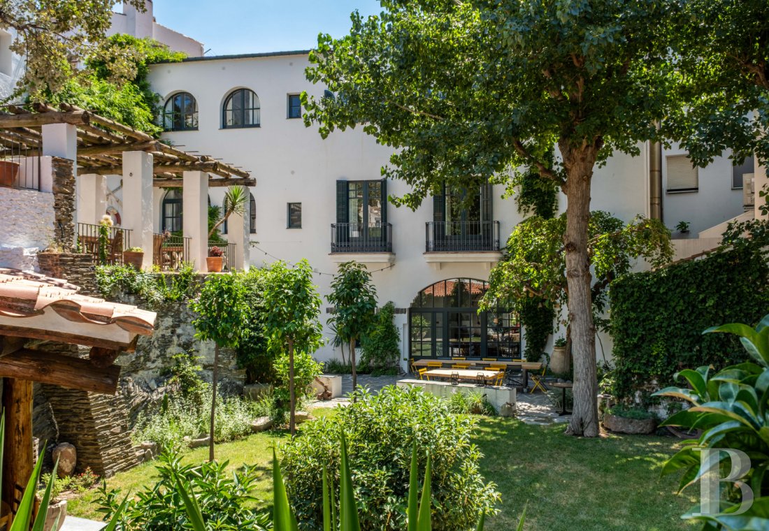 À Cadaques, dans le Parc naturel de Cap de Creus, une impressionnante maison de Peter Harnden, architecte des années 60 - photo  n°25