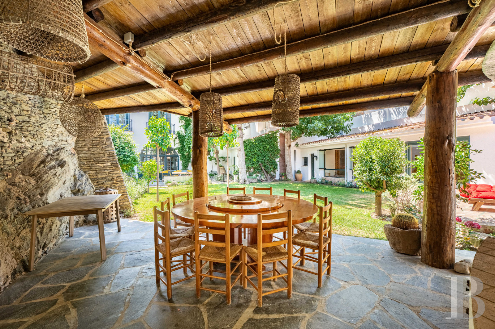 À Cadaques, dans le Parc naturel de Cap de Creus, une impressionnante maison de Peter Harnden, architecte des années 60 - photo  n°22