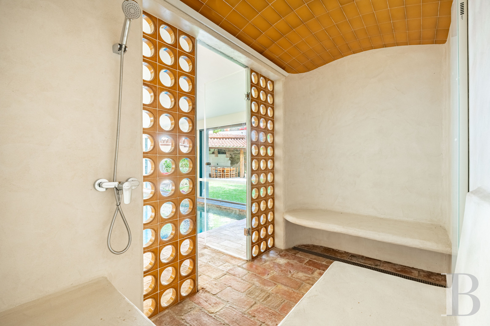 À Cadaques, dans le Parc naturel de Cap de Creus, une impressionnante maison de Peter Harnden, architecte des années 60 - photo  n°21