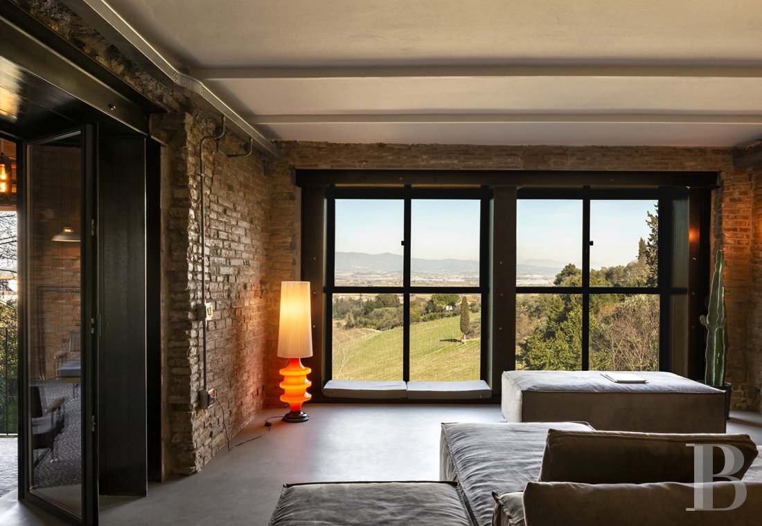 A large, two-storey apartment in a 16th century palace in San Miniato, halfway between Florence and Pisa - photo  n°1