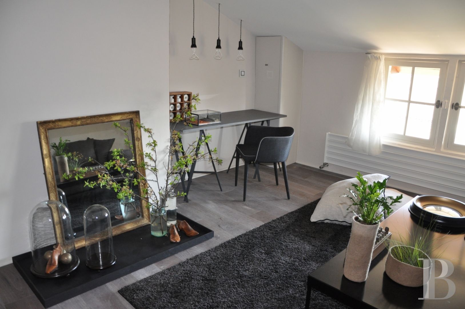 Entre Alès et Uzès, au cœur d’un village de la Provence gardoise, une paisible demeure seigneuriale animée d’un esprit contemporain - photo  n°11